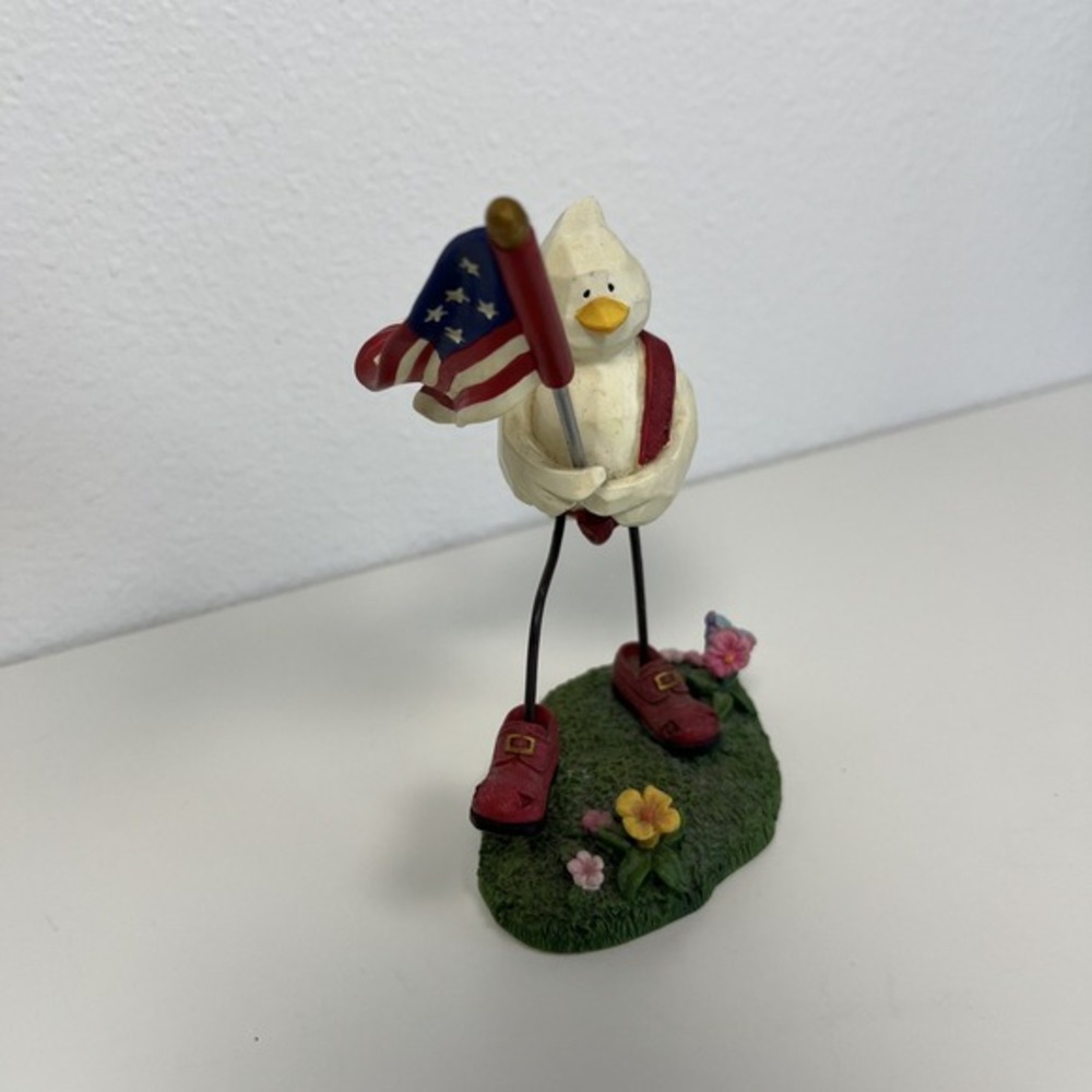 Russ‎ Berrie" TWEET ALONG WITH ME Figurine Bird With American Flag - Picture 4 of 10
